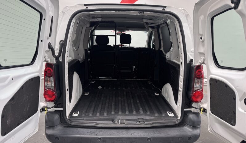 PEUGEOT PARTNER / HTVA: 8 678€ – 1ère main complet