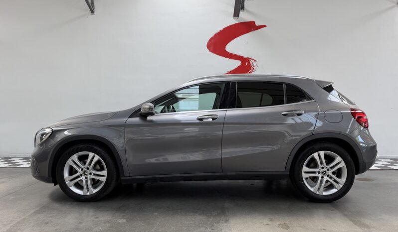 MERCEDES GLA 180 complet