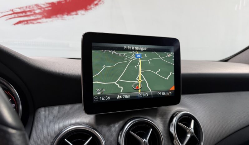 MERCEDES GLA 180 complet