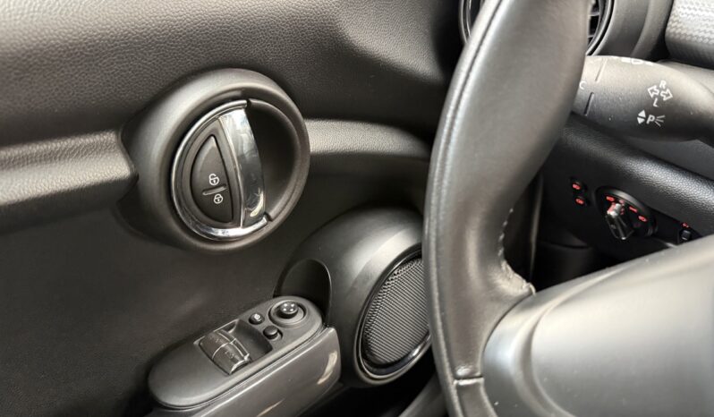 MINI COOPER 1.5I complet