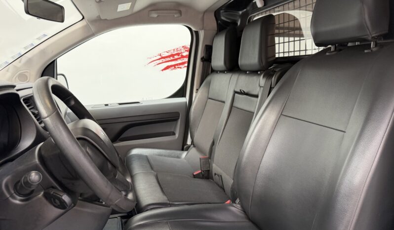 PEUGEOT EXPERT L2 H1 1.5 _ 1ère main / PRIX HTVA: 14 835€ complet