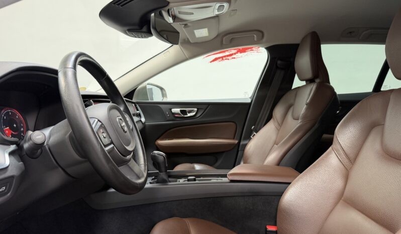 VOLVO V60 BUSINESS complet