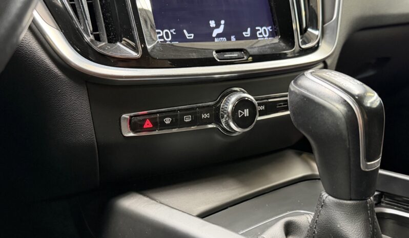VOLVO V60 BUSINESS complet