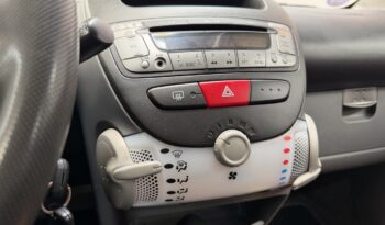 TOYOTA AYGO 1.0 VTI complet