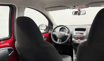 TOYOTA AYGO 1.0 VTI complet
