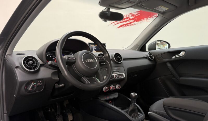 AUDI A1 1.0 TFSI SPORT complet