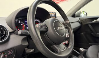 AUDI A1 1.0 TFSI SPORT complet