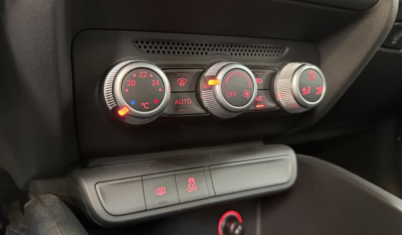 AUDI A1 1.0 TFSI SPORT complet