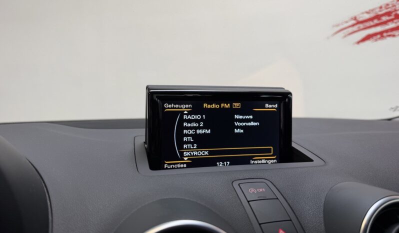 AUDI A1 1.0 TFSI SPORT complet