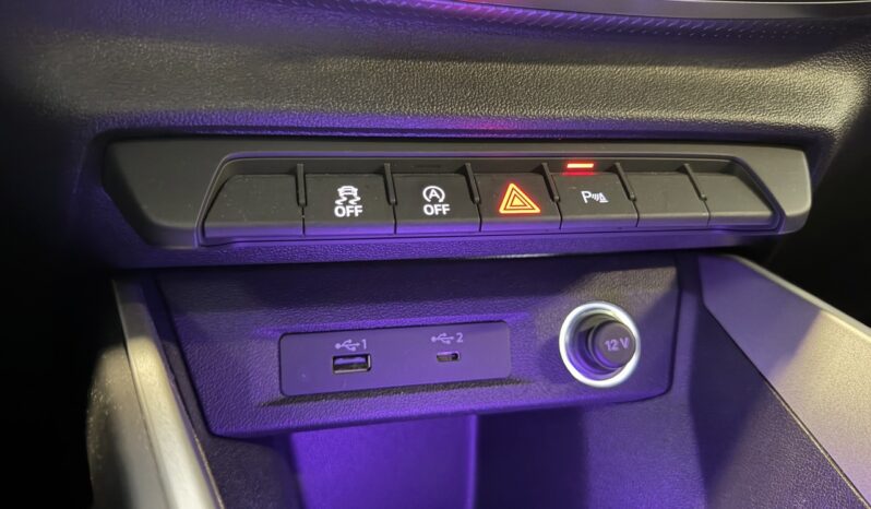 AUDI A1 CITY CARVER 1.0 TFSI complet