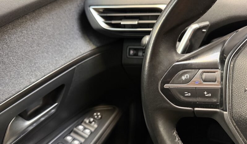 PEUGEOT 5008 1.2 _ 7 PLACES complet