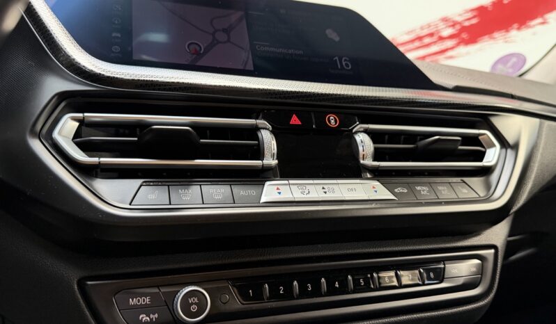 BMW 116I DKG7 SPORT LINE complet