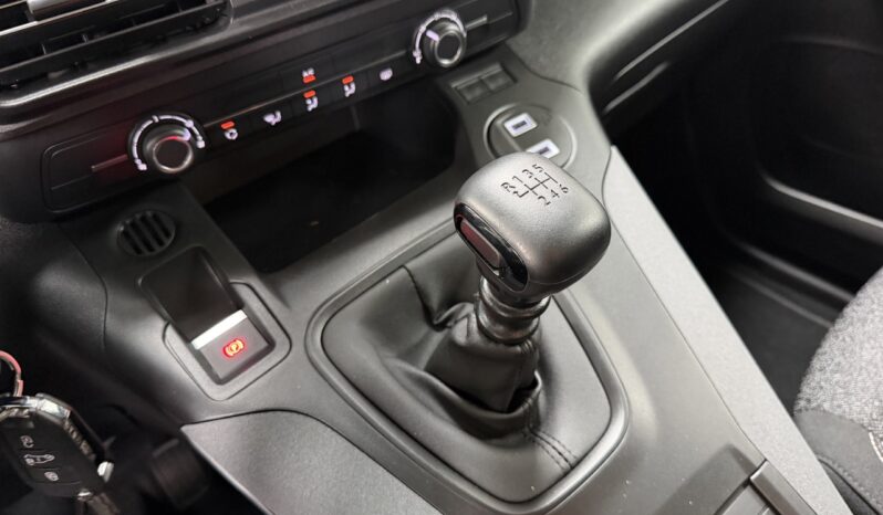 PEUGEOT RIFTER 1.5 HDI _ 1ère main _ Prix HTVA: 18 595€ complet