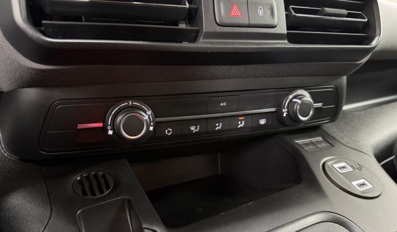 PEUGEOT RIFTER 1.5 HDI _ 1ère main _ Prix HTVA: 18 595€ complet