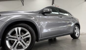 MERCEDES GLA 180 D complet