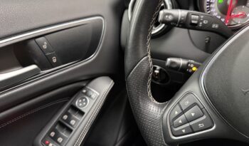 MERCEDES GLA 180 D complet