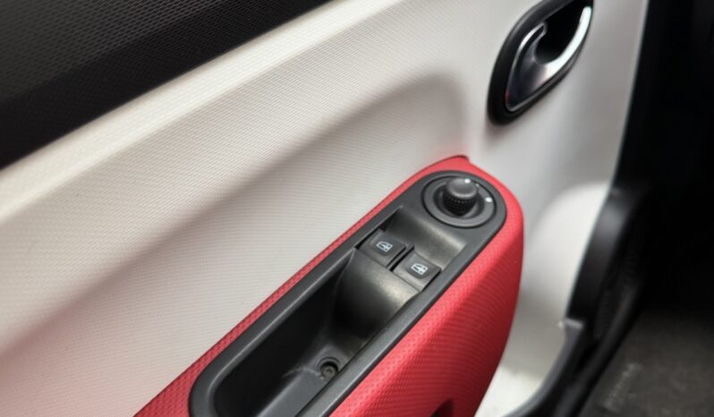 RENAULT TWINGO 1.0 SCE CHIC complet