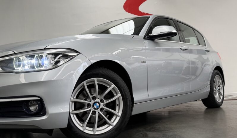 BMW 118I URBAN CHIC _ Automatique complet