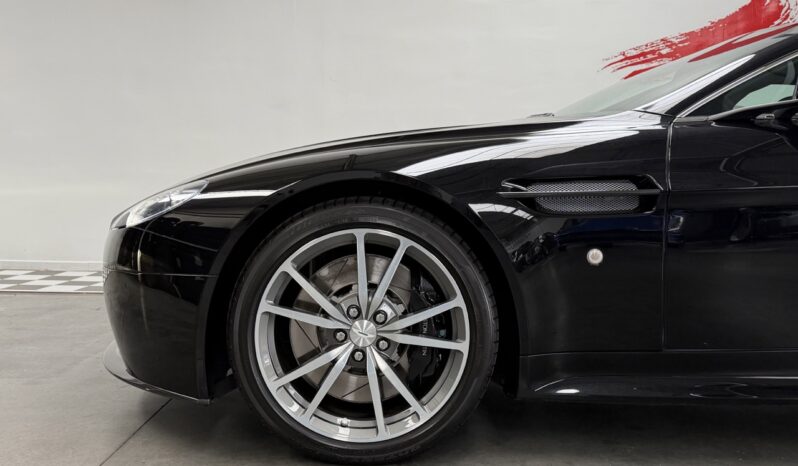 ASTON MARTIN VANTAGE S _ Automatique _ HTVA: 73 967€ complet