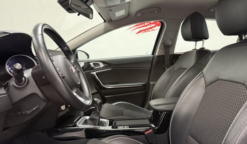 KIA XCEED 1.0 T-GDI _ 1ère main complet